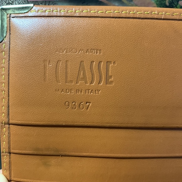 Alviero Martini Long wallet Snap - Picture 8 of 10